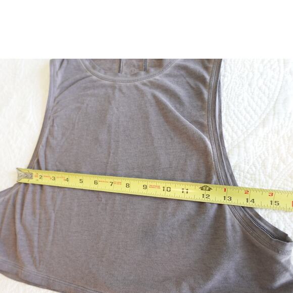 Athleta Black Racer Back Tank top and a Lululemon Gray/Brown Crop T shirt top - Picture 11 of 12